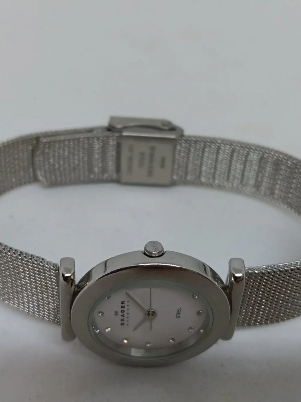 Skagen 107SSSD Women's 25mm Stainless Steel Mesh Band Quartz Slim Profile Watch